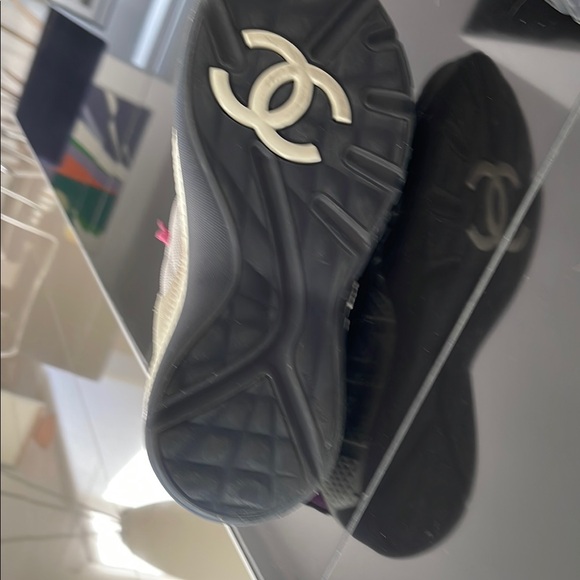 CHANEL Women's Beige and Pink Sneakers - Picture 11 of 15